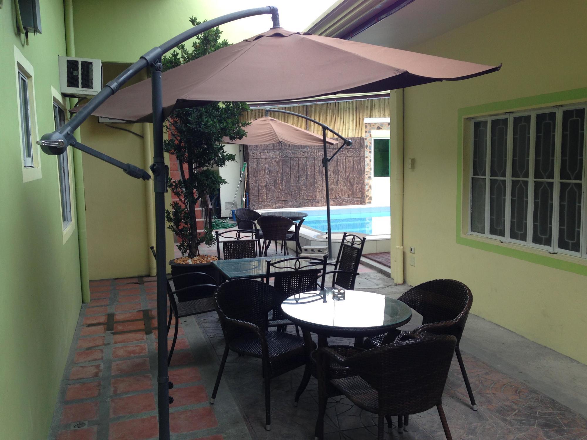 Sun Moon Poolside Hotel Angeles Exterior foto