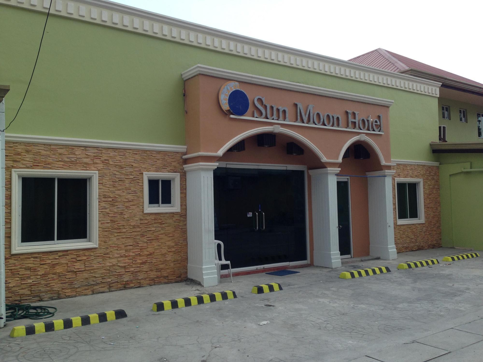 Sun Moon Poolside Hotel Angeles Exterior foto